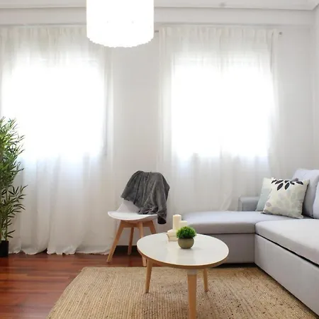 Centro Paseo Maritimo Apartment *